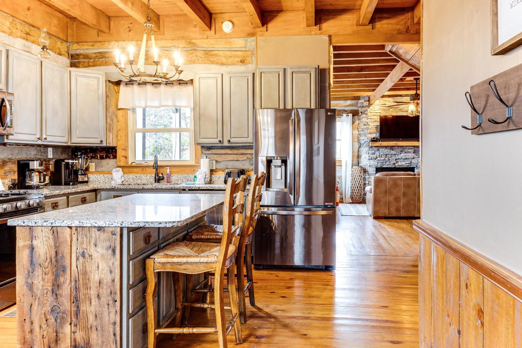 Spacious Gatlinburg Cabin With Hot Tub And Game Room! Dış mekan fotoğraf