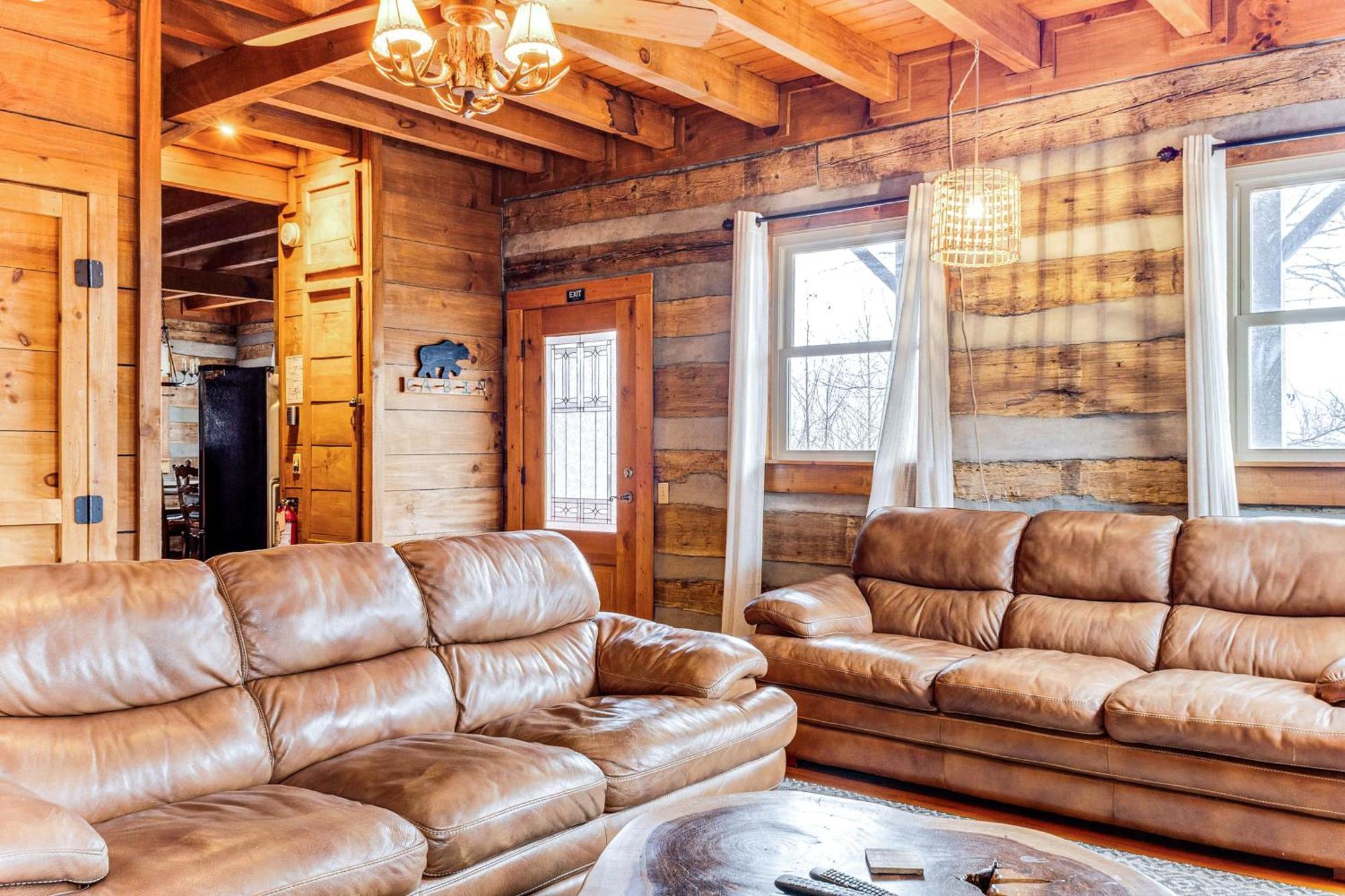 Spacious Gatlinburg Cabin With Hot Tub And Game Room! Dış mekan fotoğraf