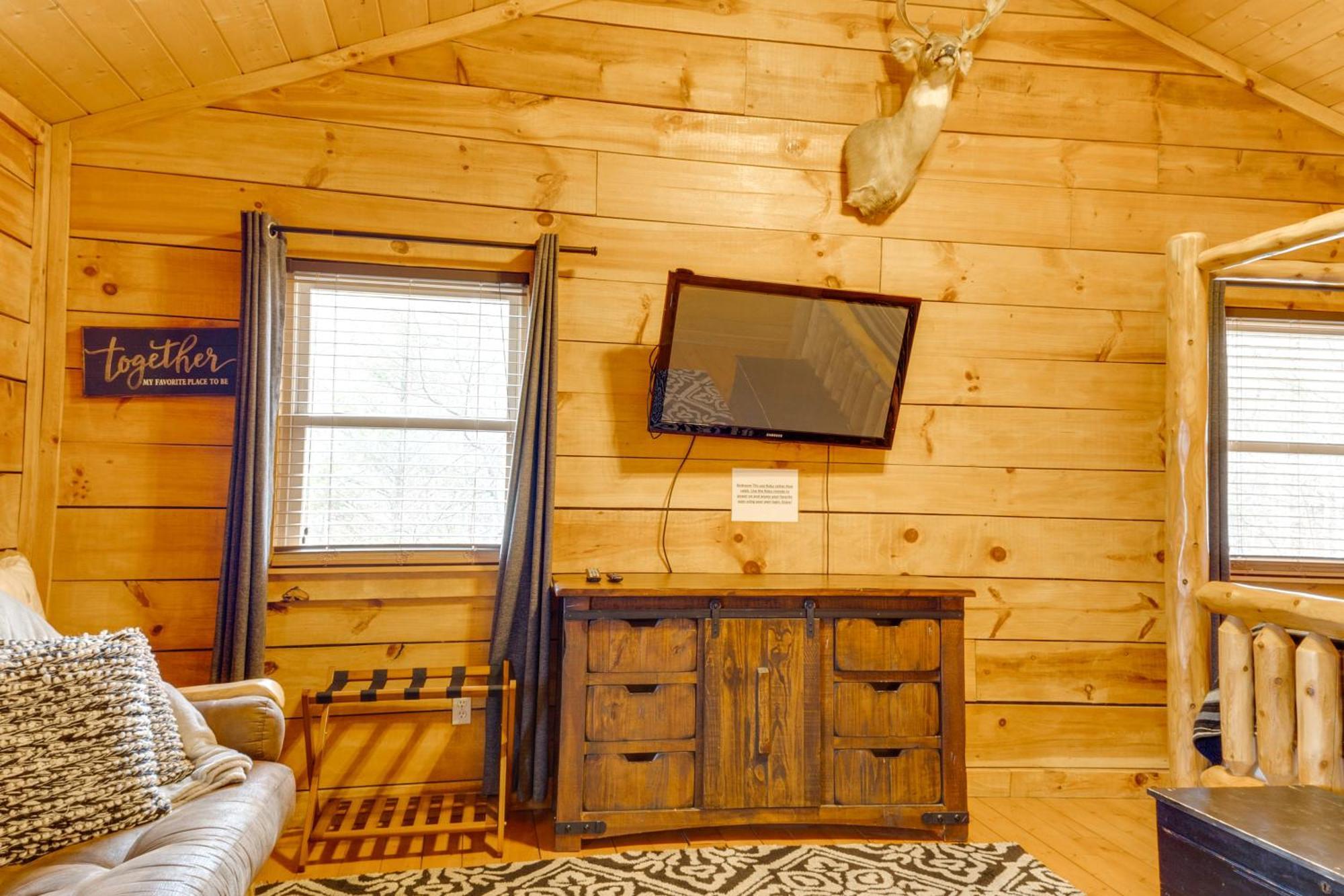 Spacious Gatlinburg Cabin With Hot Tub And Game Room! Dış mekan fotoğraf